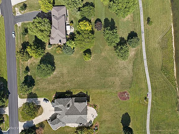 4th image of 737 Braintree Ln