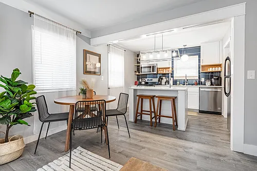 15850 Knight Photo 1