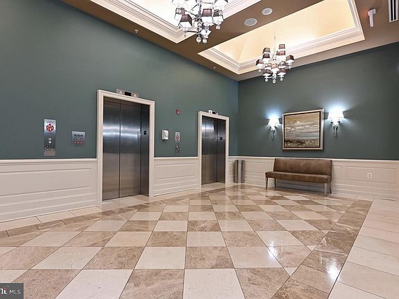 3rd image of 1915 Towne Centre Blvd Unit 513