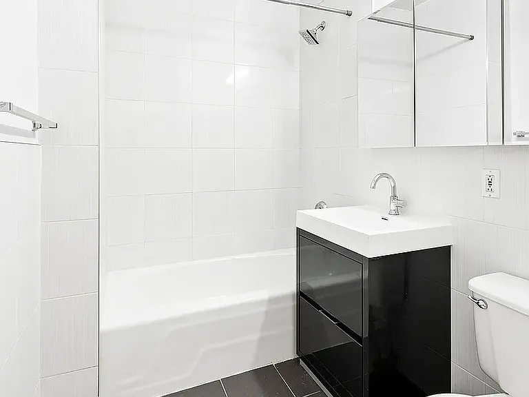 417 E 83rd St #3B — Photo 5