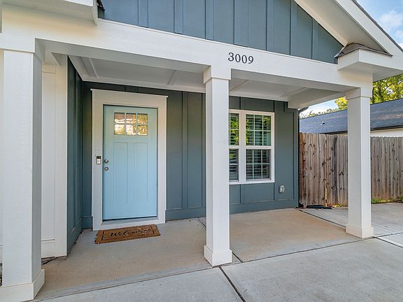 4th image of 3009 Reid Ave