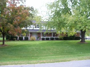 5535 Blue Grass Ln, Saline, MI 48176