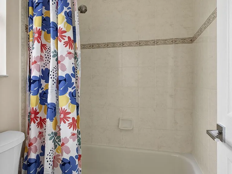 1724 Annandale Cir — Photo 66