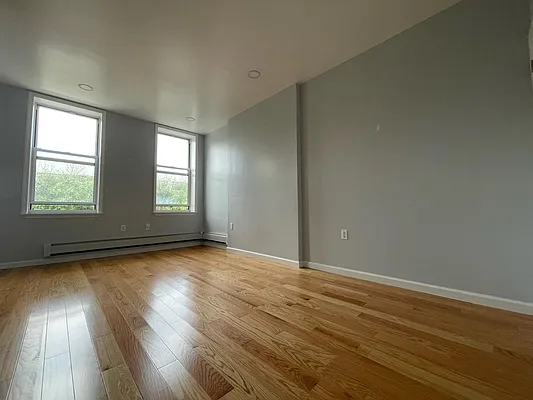 Rented by Compass | media 3