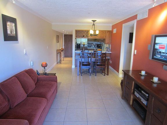 4th image of 6444 Collins Ave #A6