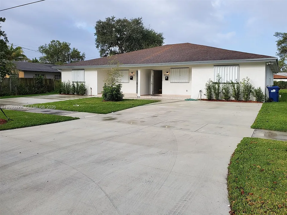 10372 NW 10th Ave #10372