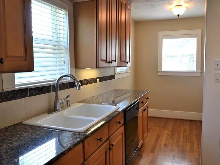 1505 McDuffie St — Photo 17