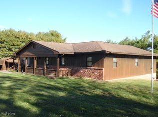 220 Morris Rd, Marietta, OH 45750