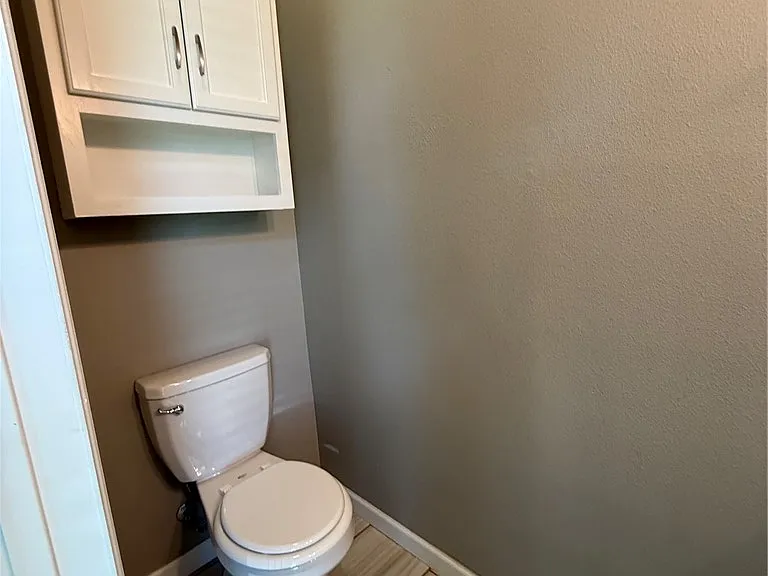 402 E Hemlock St — Photo 22