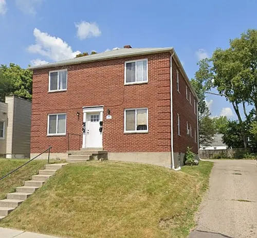 411 Ryburn Ave Photo 1