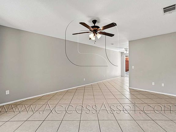 4th image of 52095 Avenida Mendoza