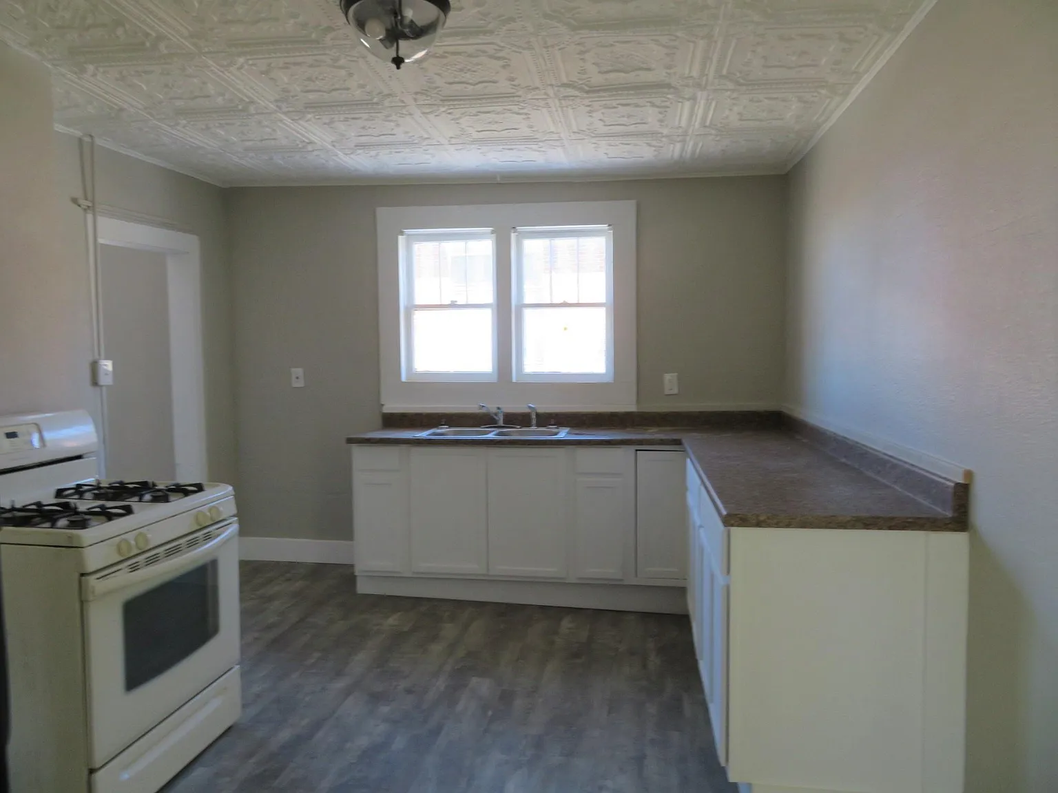3 bed, 1484 sqft, $1,350 — Photo 2