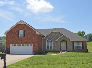 990 Granite Trl, Adams, TN 37010