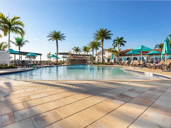 12027 Hawthorn Lake Dr #202, Fort Myers, FL 33913