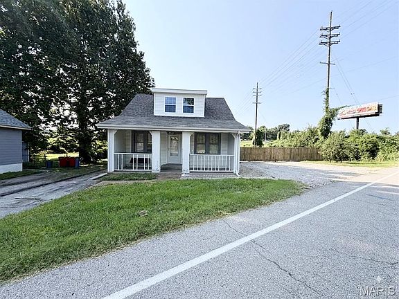 4th image of 4510 Green Park Rd #18