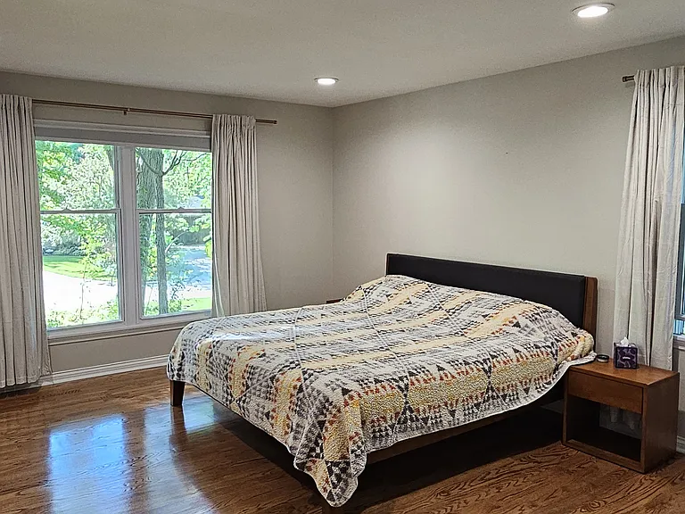 76 Lincolnshire Dr — Photo 18
