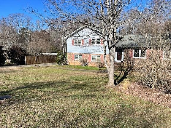 4th image of 312 Timbrooke Way