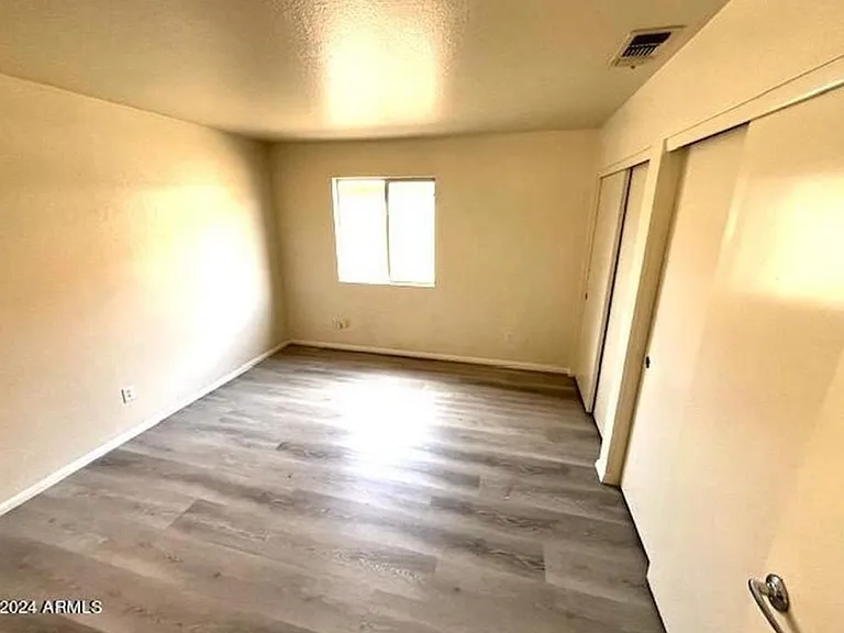 12402 N 41st Ave — Photo 9