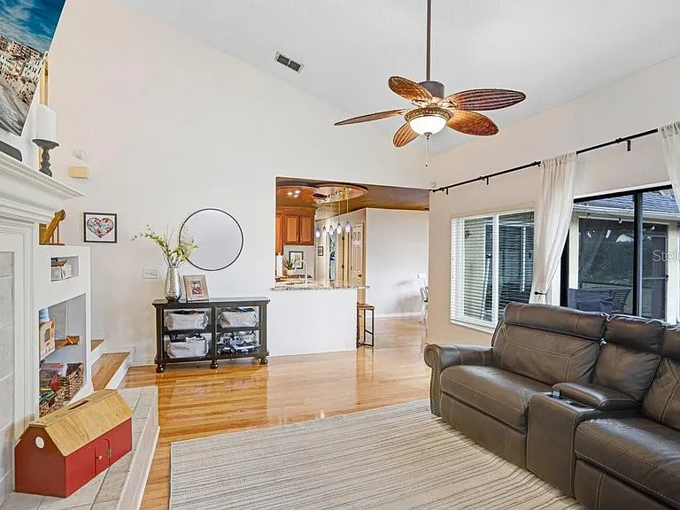 6214 Farthing St — Photo 14