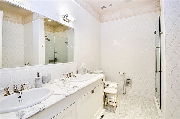 Sold by Corcoran | media 28