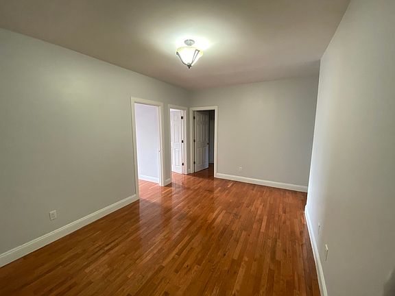 4th image of 561 W 179th St APT 2B