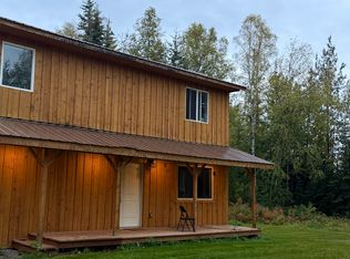 2498 Schutzen St, North Pole, AK 99705
