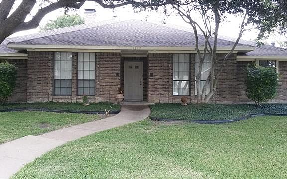 2nd image of 4317 Driftwood Dr