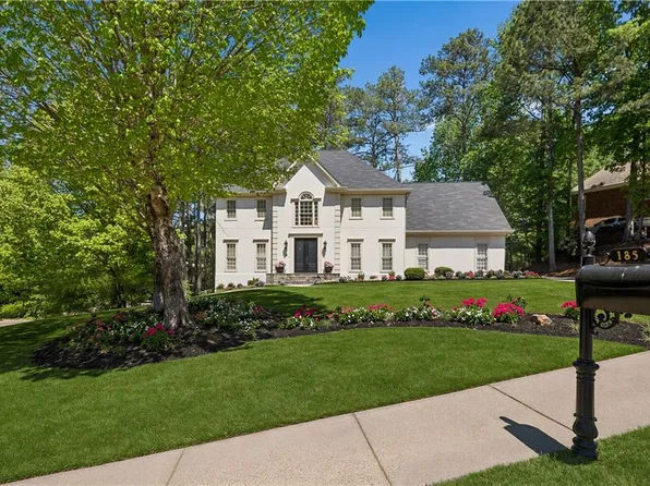 185 Chickering Lake Dr, Roswell, GA 30075