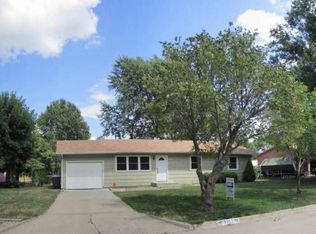 1912 Columbine Ct, Manhattan, KS 66502