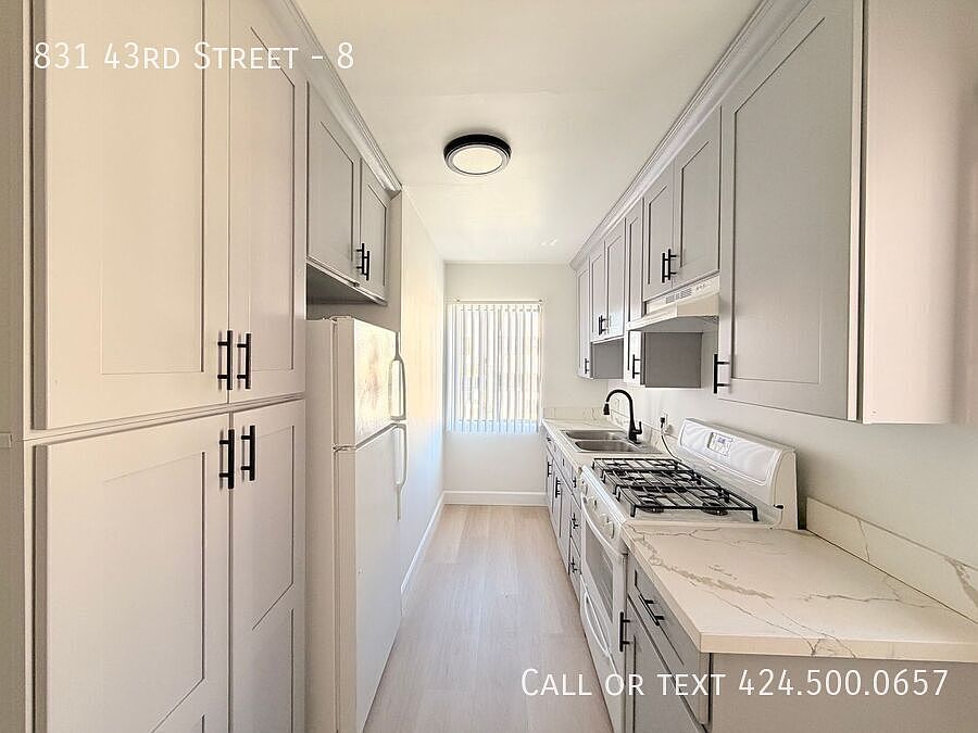 1st image of 831 W 43rd St APT 8