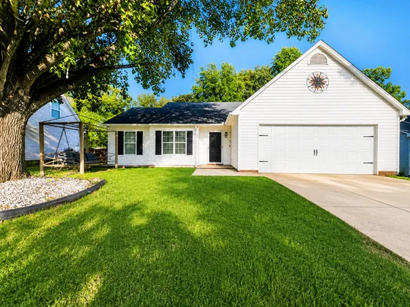 9 Green Oak Dr, Simpsonville, SC 29680