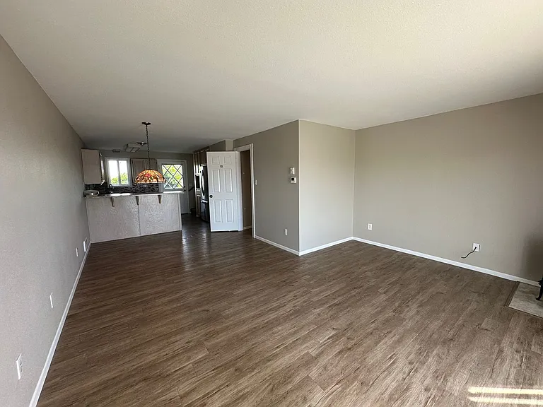 4038 Mayne Ln #13 — Photo 7