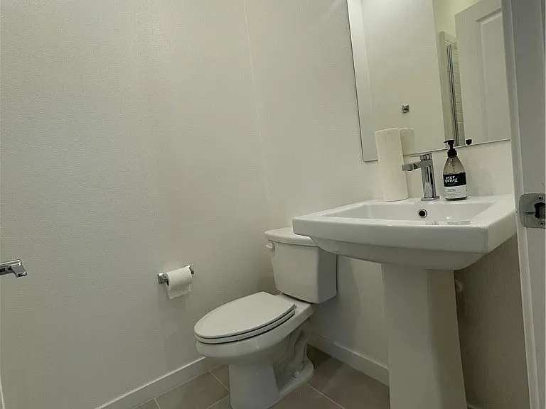 610 Dawson Ave — Photo 17