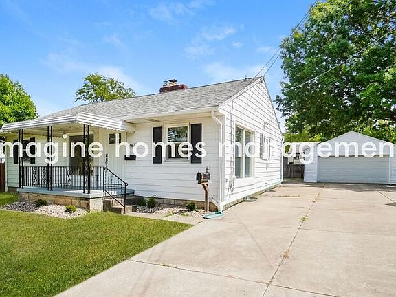 3rd image of 2835 11th St