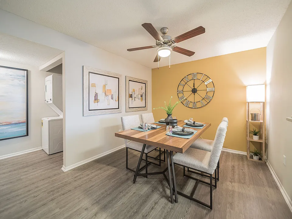 Bluestone on the Bay apartments community photo