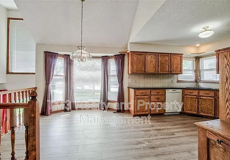 3521 Remington Ln — Photo 10