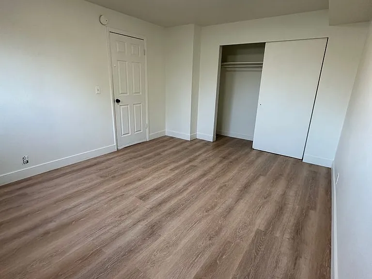 768 N Redwood Rd #12 — Photo 19