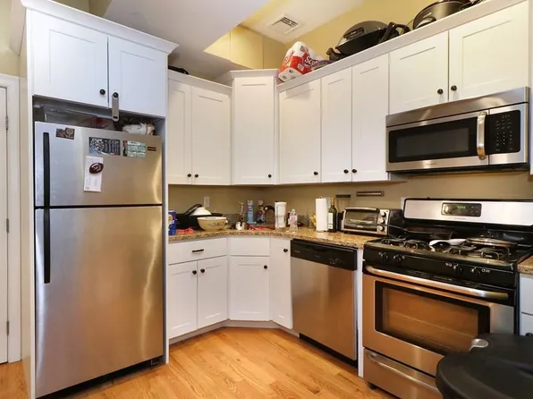 178 I St #1, Boston, MA 02127