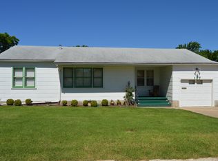 127 NE Avondale Ave, Bartlesville, OK 74006