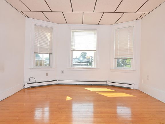 5th image of 114 Sagamore St #2F