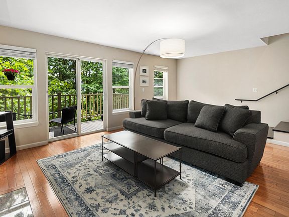 2nd image of 2310 Thorndyke Ave W APT 101