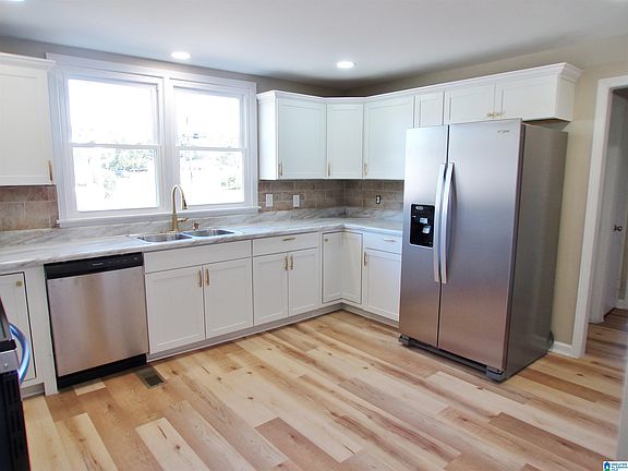2nd image of 6118 Weaver Rd