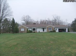 3342 N Martadale Dr, Akron, OH 44333