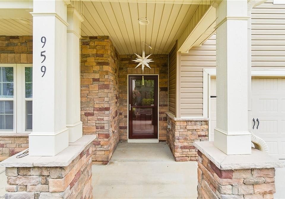 1st image of 959 Longleaf Pine Pl