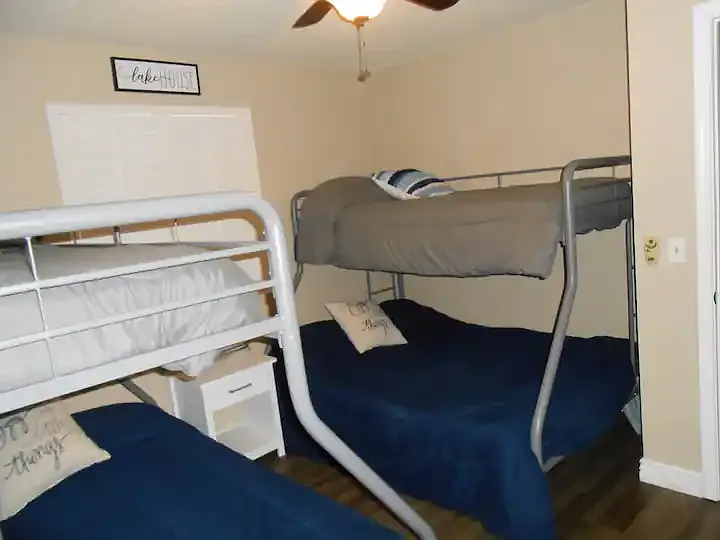 Guest bedroom 2a