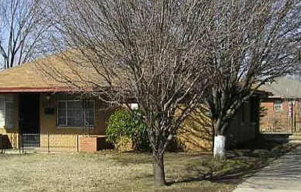 1st image of 2101 SW 61st Ter