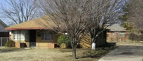2101 SW 61st Ter Photo 1