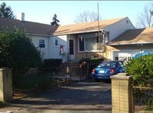 385 Lewis St, Somerset, NJ 08873
