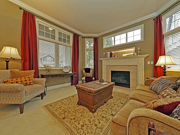3rd image of 20575 NE 31st St