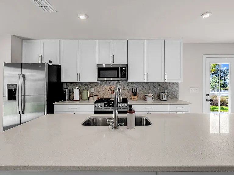 2504 Rowyn St — Photo 14
